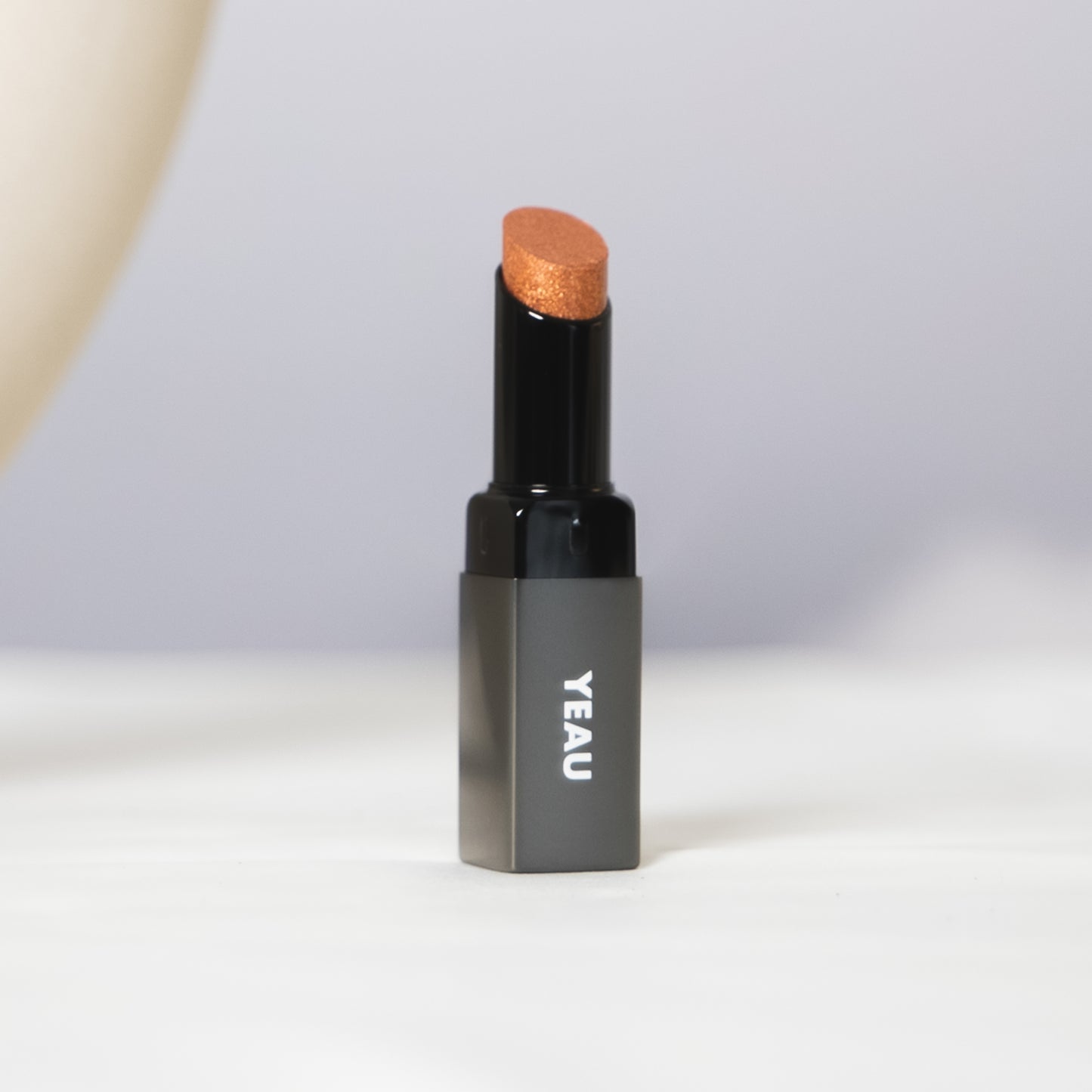 YEAU glimmer skin stick 02 : Dusk Brown