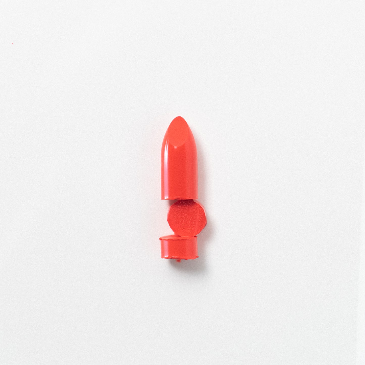 YEAU affection matte lip stick 04 : naughty coral