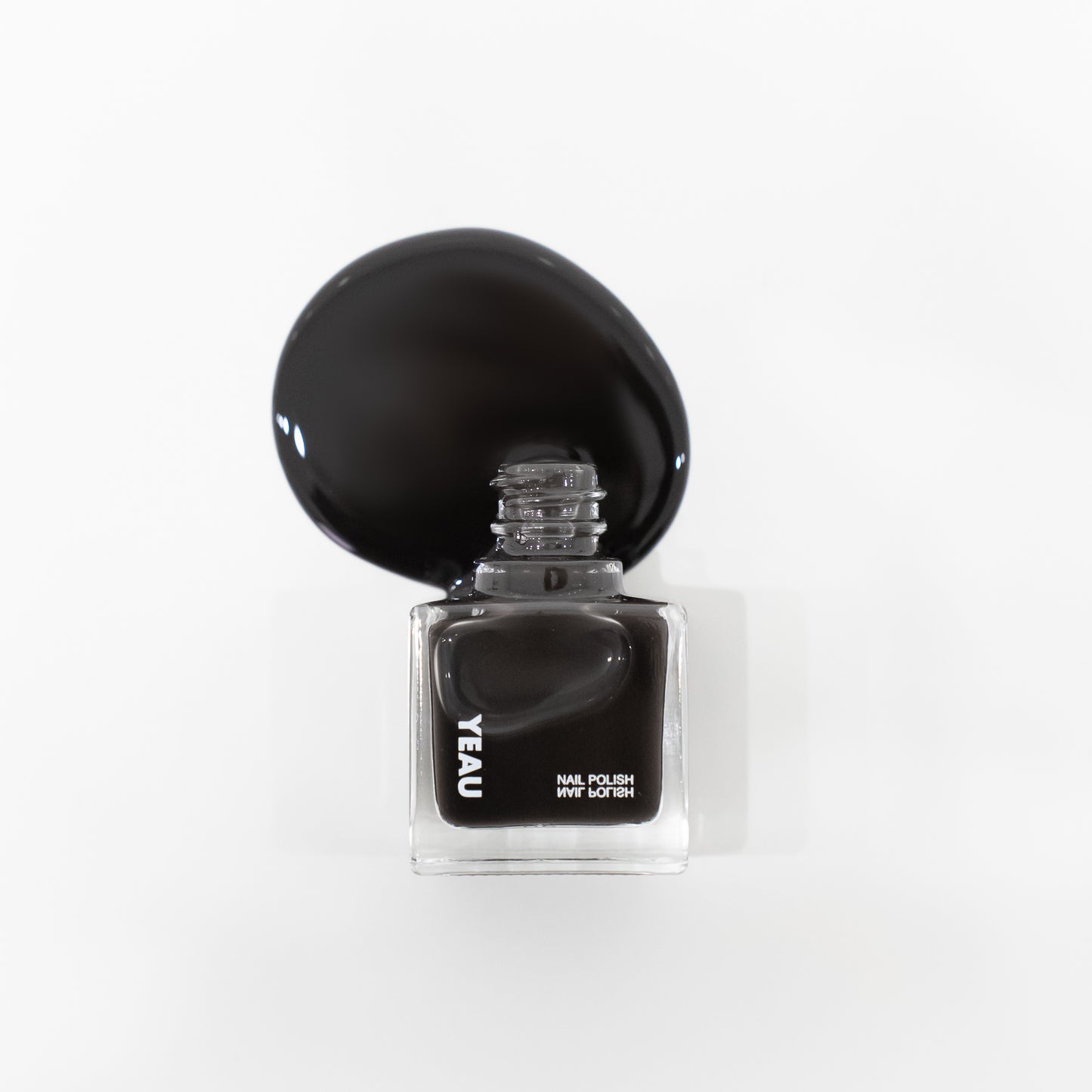 YEAU nail polish 03:sheer black
