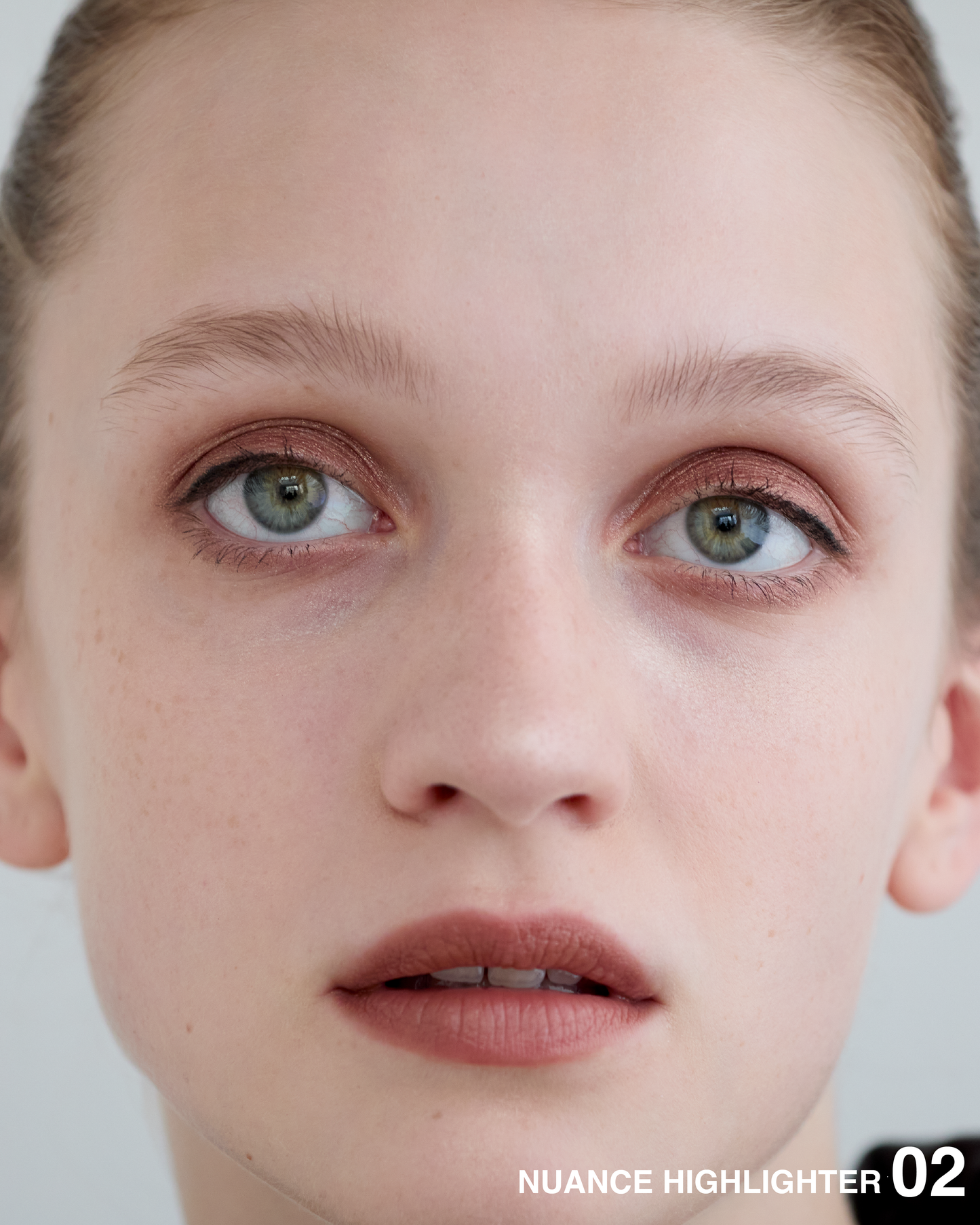 YEAU NUANCE HIGHLIGHTER