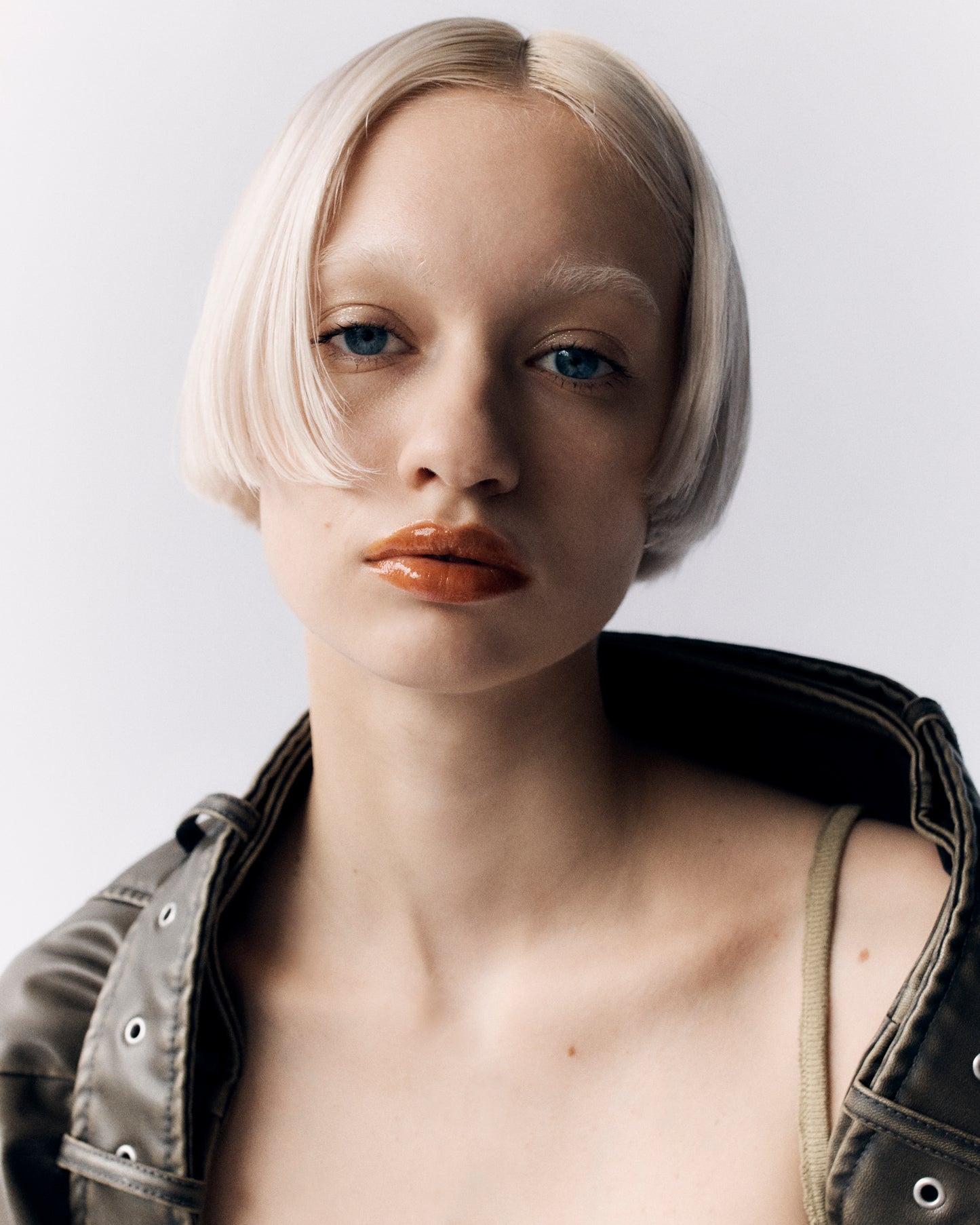 YEAU plumping lip gloss 01 : Carrot