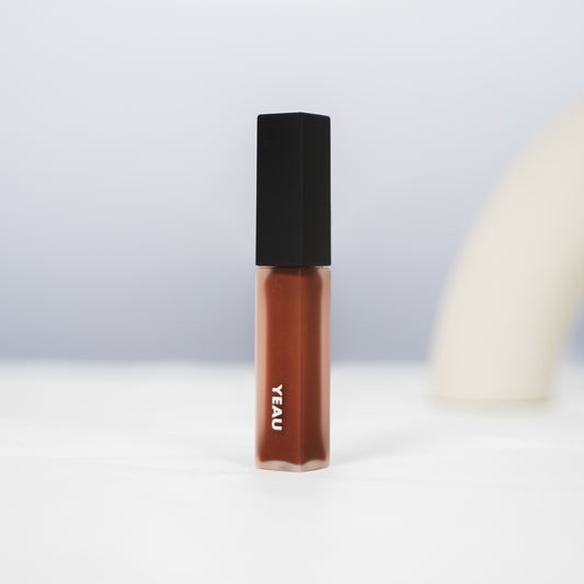 YEAU plumping lip gloss 02 : Brick