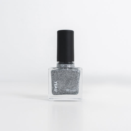 YEAU nail polish 05:Mirror Ball