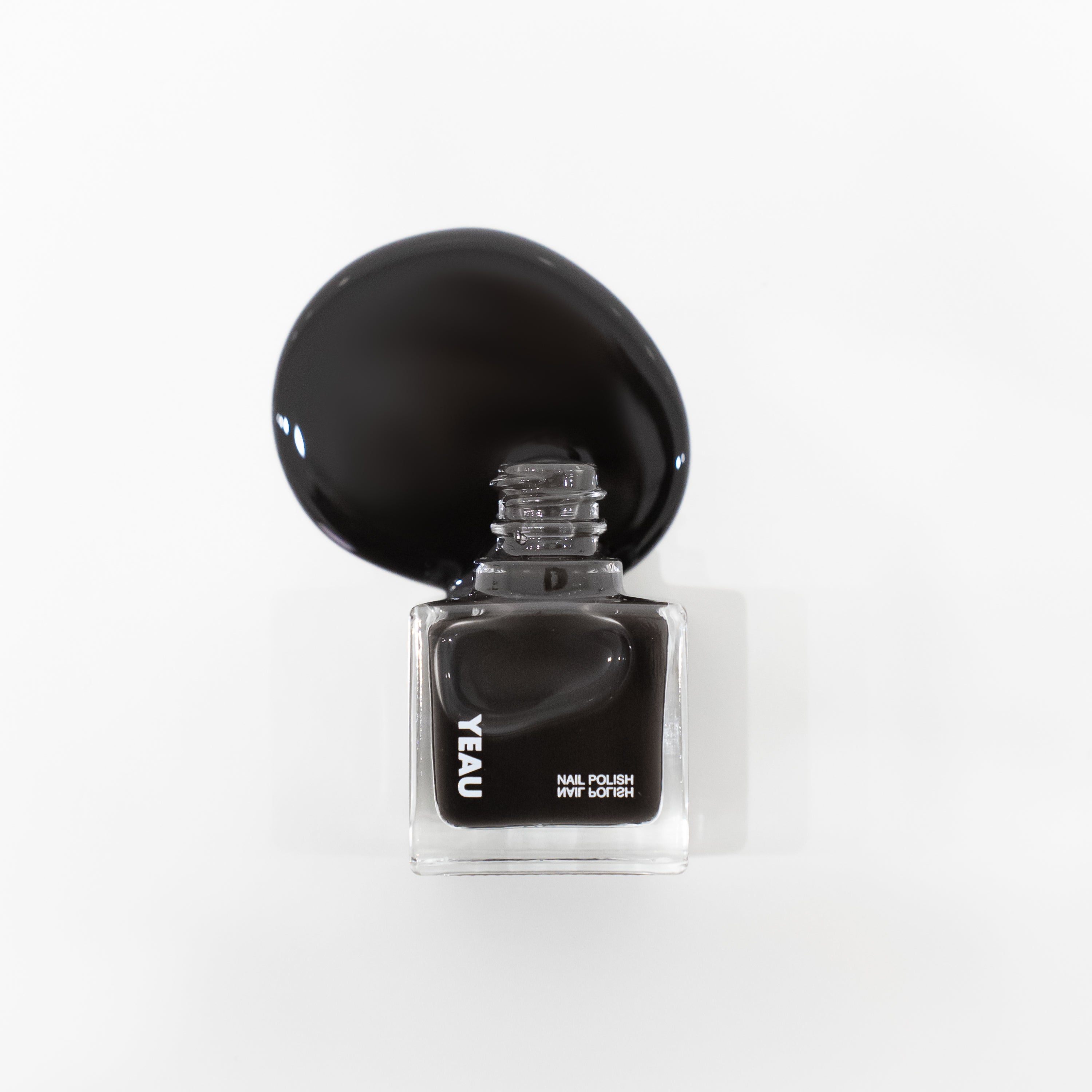 YEAU nail polish 03:sheer black